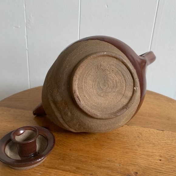 Beautiful Pottery Tea Set - Picture 6 of 7